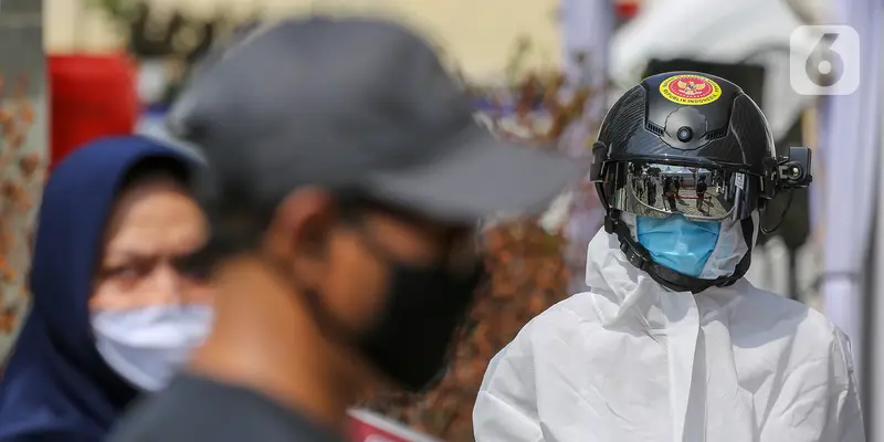 Badan Intelijen Negara (BIN) menggelat rapid test massal di Kantor Kelurahan Pondok Betung Tangerang Selatan.