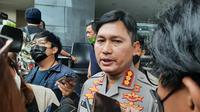Kabid Humas Polda Metro Jaya Kombes Endra Zulpan menjelaskan kasus penembakan di Exit Tol Bintaro. (Liputan6.com/Ady Anugrahadi)