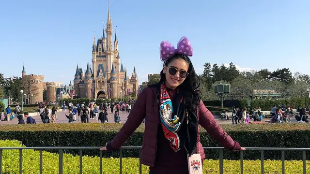 [Bintang] Ayu Ting Ting ke Jepang