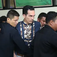 Sidang Atalarik Syah - Tsania Marwa (Nurwahyunan/bintang.com)