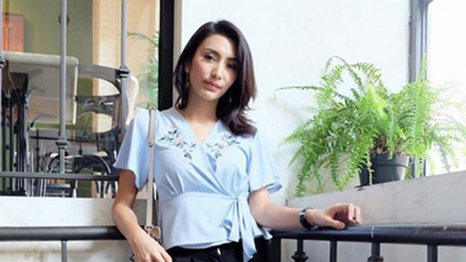 Tyas Mirasih Ditabrak Motor! - Celeb Bintang.com