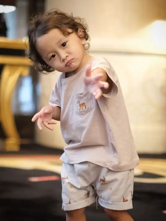 <p>[Instagram/zaskiadyamecca]</p>