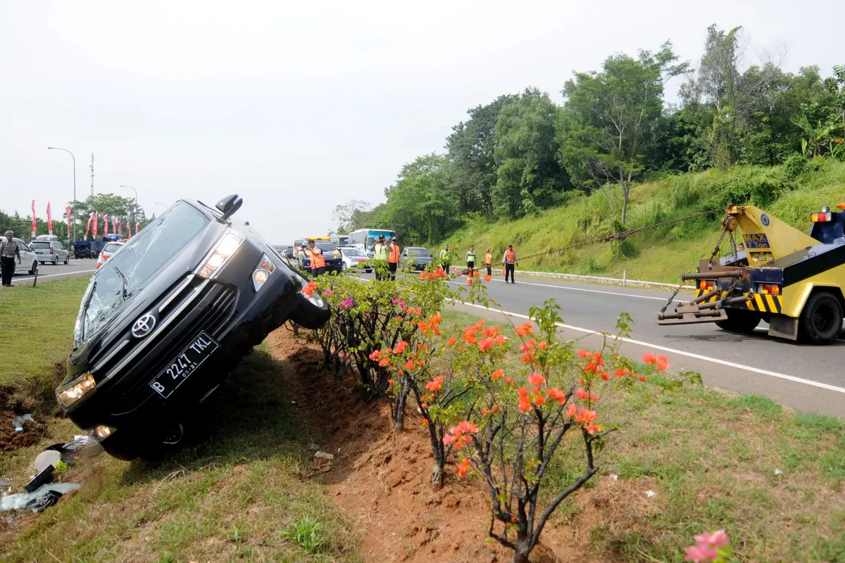 20170621-Kecelakaan di Jalan Tol Palikanci-Gempur