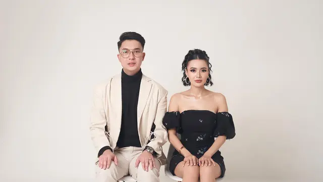 7 Momen Kompak Wika Salim Bareng Kekasih, Naik Moge Hingga Travelling Bareng