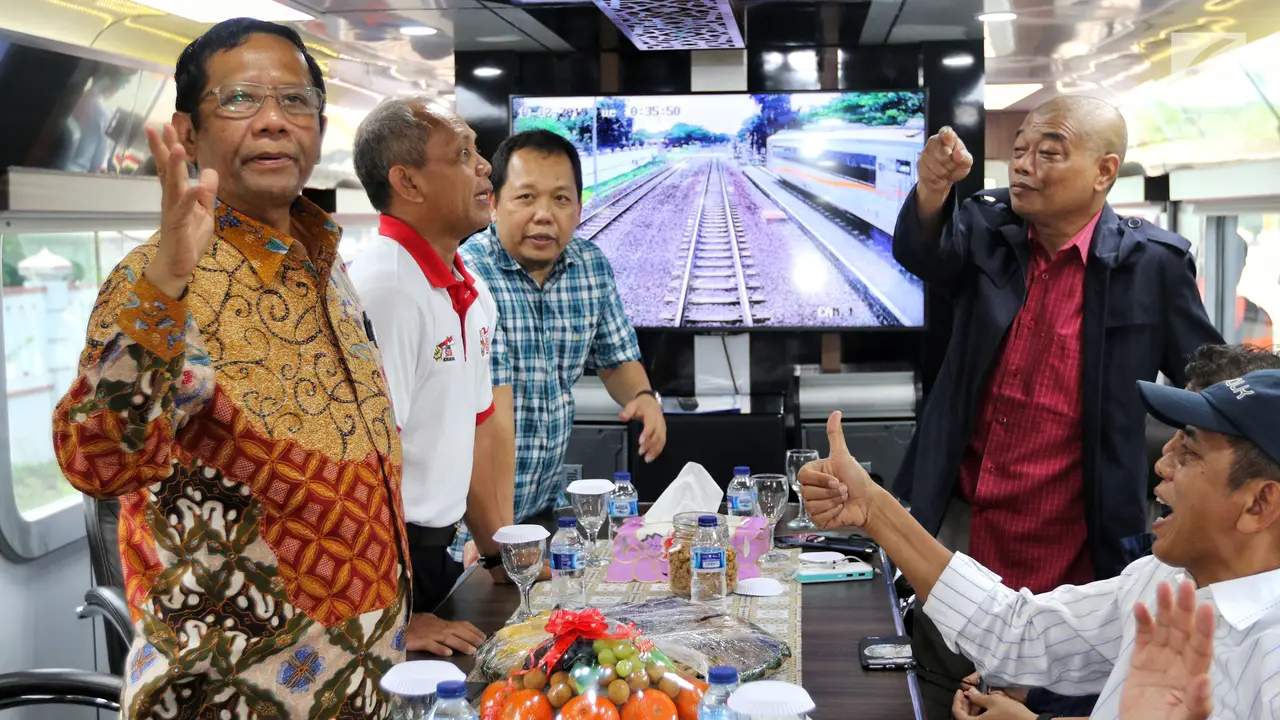 Mengikuti Gerakan Suluh Kebangsaan Bersama Mahfud MD