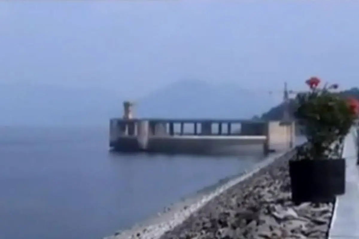 Kemarau Berkepanjangan, Waduk Jatiluhur Surut Tajam
