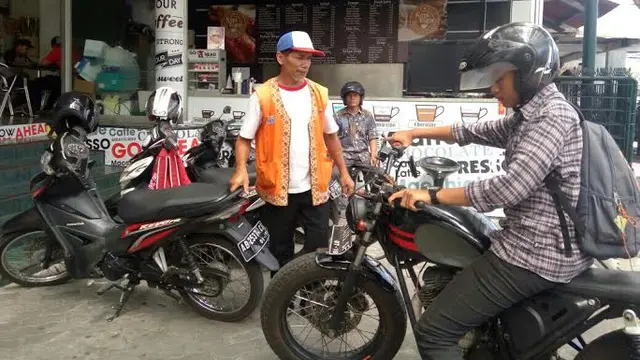 Tukang Parkir Haji
