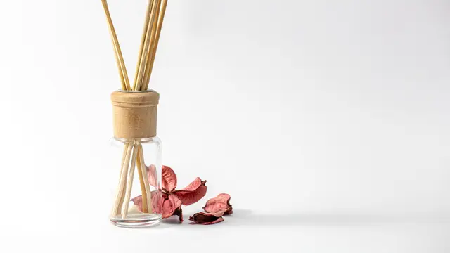 Bikin Betah! 5 Wangi Aromaterapi untuk Bawa Nuansa Hotel Mewah ke Rumah [Dok/freepik.com]