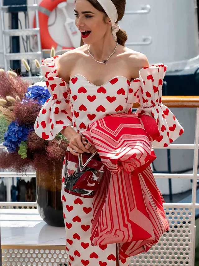 Emily in Paris (Netflix)