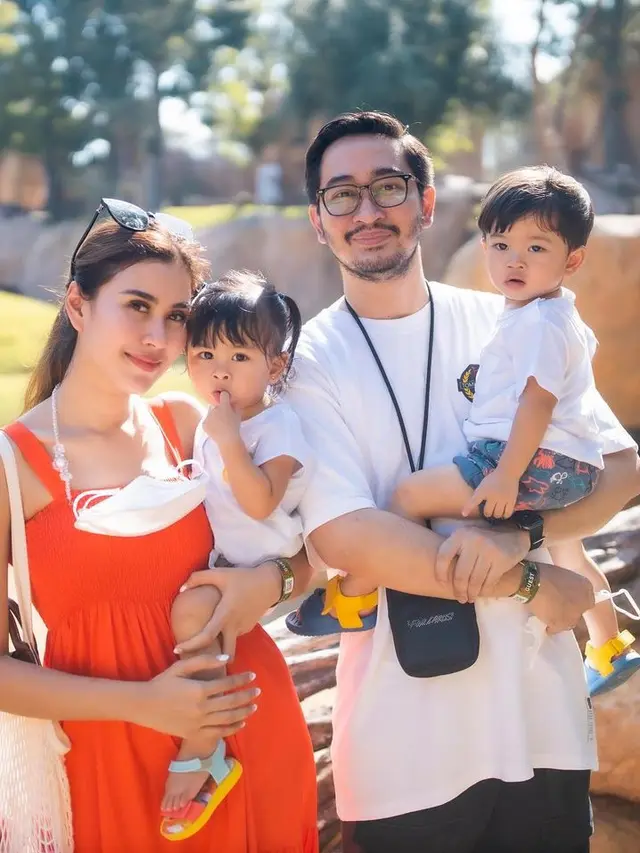 [Fimela] Syahnaz Sadiqah dan Jeje