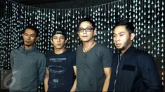 Band NOAH kembali menggarap video klip untuk single Suara Pikiranku yang terangkum di album Second Chance di  kawasan Narogong, Bekasi, Jawa Barat, (8/7/2015). Ini merupakan video klip keempat dari single ketiga mereka. (Liputan6.com/Panji Diksana)