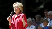 Kandidat presiden Amerika Serikat dari Demokrat, Hillary Clinton, berbicara di hadapan pendukungnya saat kampanye di Hanover, New Hampshire. (Reuters/Dominick Reuter)