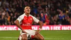 Aksi dan gol dari striker Arsenal asal Cili Alexis Sanchez.
