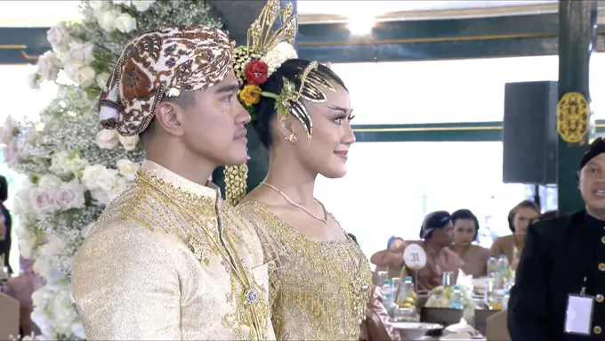 Panggih Pengantin Erina Gudono dan Kaesang Pangarep