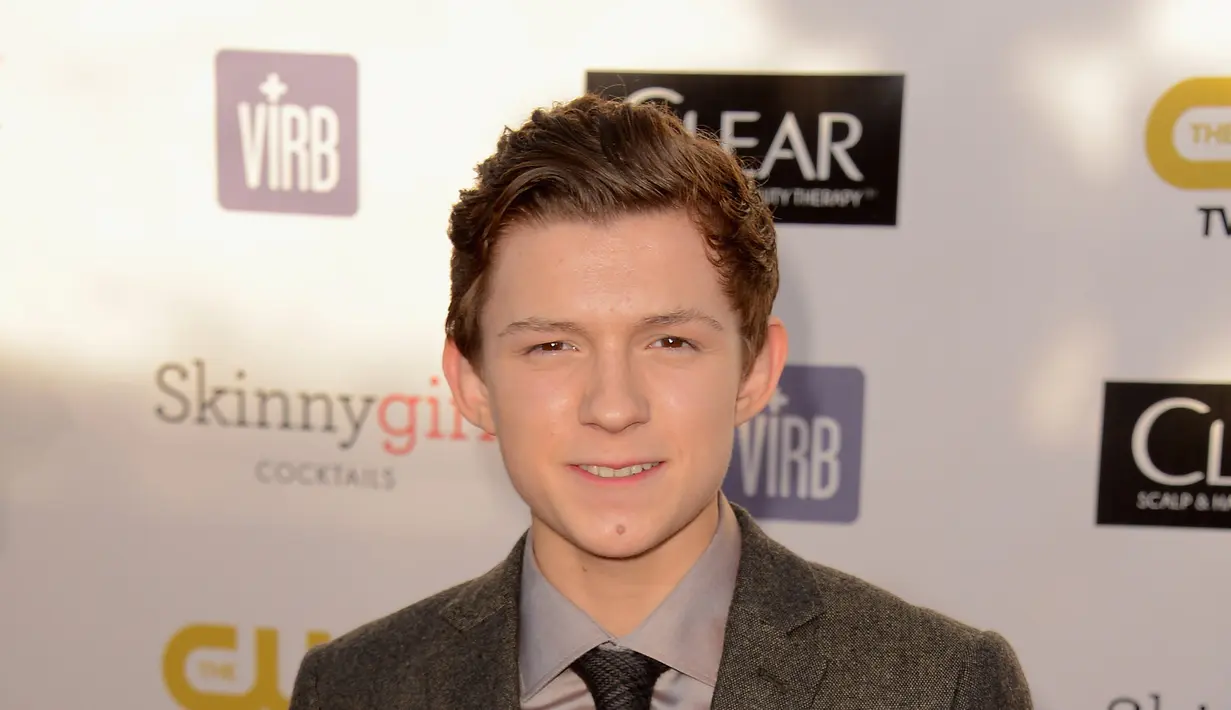 Dia mengatakan sutradara Jon Watts sengaja tidak memberitahu rincian dengannya mengenai produksi film Spider-Man. "Karena ia hanya memberitah ide yang akan digunakan. Aku hanya tidak sabar untuk beraksi," aku Tom Holland. (AFP/Bintang.com)