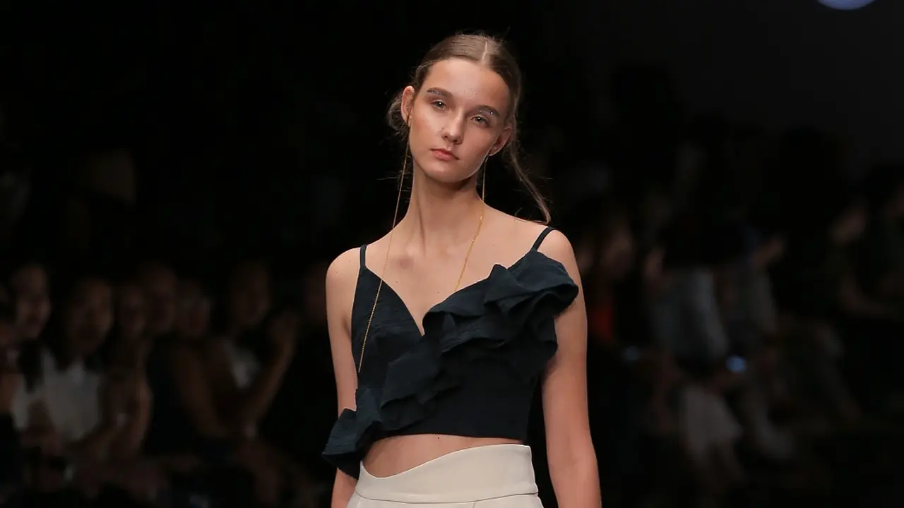 Jakarta Fashion Week 2019: Indonesia Fashion Forward - Peggy Hartanto / Photo by Deki Prayoga (FIMELA.com)