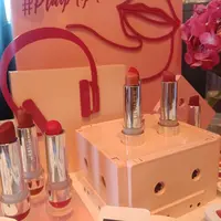 Kamu bisa menggabungkan musik dan lipstik untuk menggambarkan mood kamu, bagaimana caranya? (Foto: Vinsensia Dianawanti)