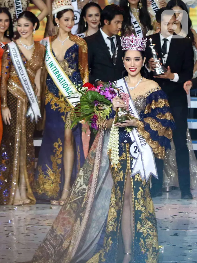 FOTO: Laksmi Shari De Neefe Suardana Terpilih sebagai Puteri Indonesia 2022