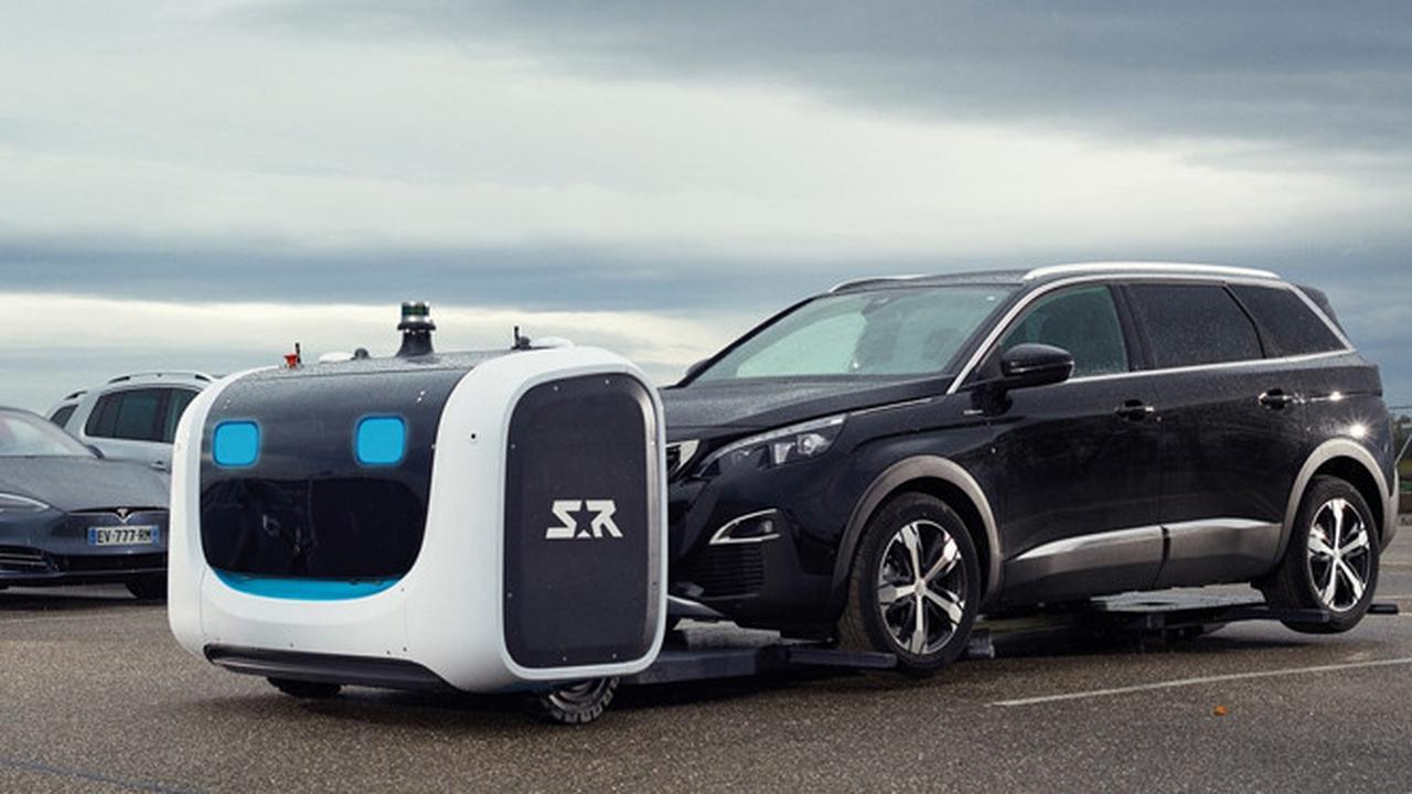 Vallet parking robotic