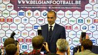 Pelatih asal Spanyol, Roberto Martinez, diperkenalkan sebagai pelatih baru timnas Belgia di Brussels, Belgia, Kamis (4/8/2016). Mantan pelatih Everton itu menggantikan posisi Marc Wilmots yang dipecat usai Piala Eropa 2016. (AP/Virginia Mayo)