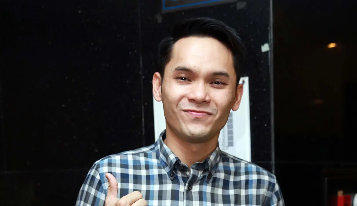 Selain Ben Kasyafani, sang istri yang biasa disapa Ines juga kerap menjalin komunikasi dengan Marshanda. Apalagi untuk kepentingan buah hati hasil pernikahan Ben dan Chacha. (Deki Prayoga/Bintang.com)