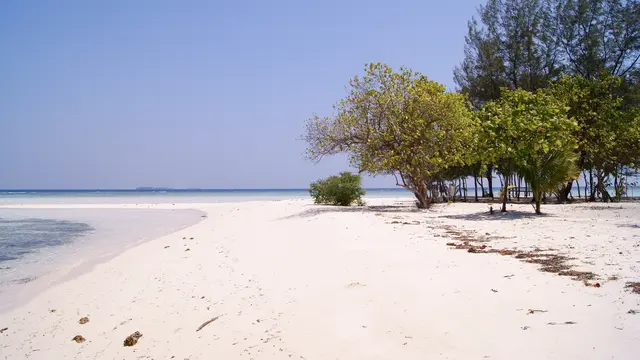 [Bintang] 15 Tempat yang Tepat untuk Jatuh Cinta dengan Indonesia
