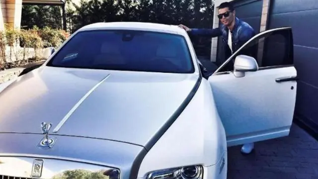 Tiga Mobil Mewah Kesukaan Cristiano Ronaldo