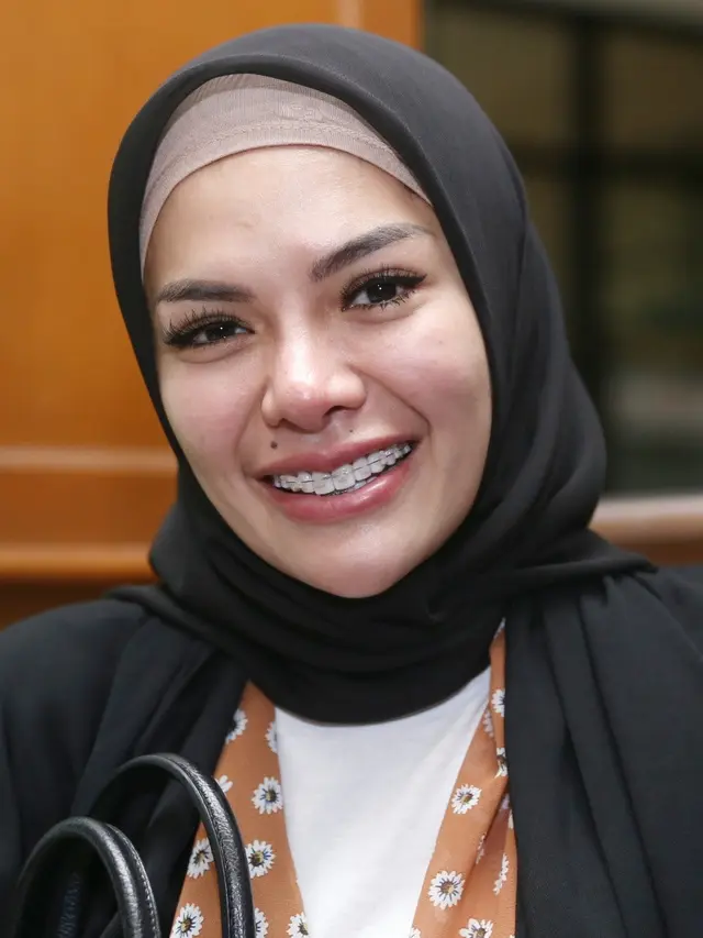 [Bintang] Nikita Mirzani