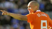 Jika Pensiun, De Jong Tak Ingin Tinggalkan Sepak Bola