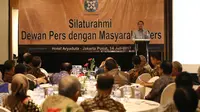 Menteri Komunikasi dan Informasi Rudi Antara saat memberikan sambutan pada acara Silaturahmi Dewan Pers dengan Masyarakat Pers di Hotel Aryaduta Jakarta, Jumat (14/7). (Liputan6.com/Angga Yuniar)