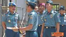 Citizen6, Surabaya: Dalam sidaknya, Dankobangdikal di dampingi Wadan Kobangdikal, Brigjen TNI Marinir P. Verry Kunto dan para Direktur Kobangdikal, yang di terima langsung Komandan Kodikdukum, Kolonel Laut (T) M Simbolon. (Pengirim: Penkobangdikal).