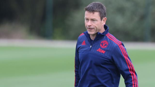 Paul McGuinness dan Louis van Gaal