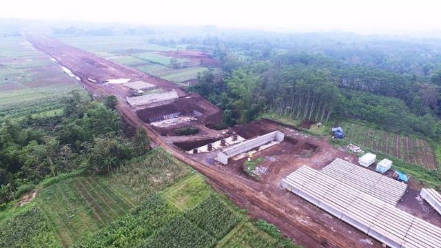 Progres proyek pembangunan fisik ruas tol Pandaan-Malang untuk seluruh seksi gabungan sudah mencapai 42,104 persen. (Foto: Jasa Marga)