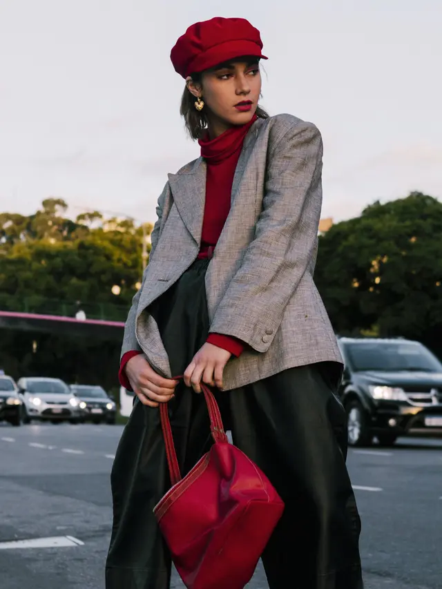 Kenali Warna Baju yang Memberikan Kesan Anggun (photo by freepik.com)