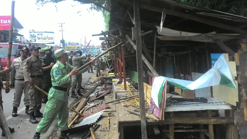 Penertiban Bangunan Liar Puncak-Bogor