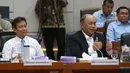 Saat raker, Dadan Hidayana juga membenarkan adanya beberapa Satuan Penyedia Program Gizi (SPPG) yang tidak menerapkan standar operasional prosedur (SOP) saat mempersiapkan menu Makan Bergizi Gratis (MBG), salah satunya terkait waktu memasak dan bahan baku yang digunakan. (merdeka.com/Arie Basuki)