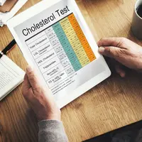 Penyebab kolesterol naik. (Foto: Freepik/Rawpixel.com)