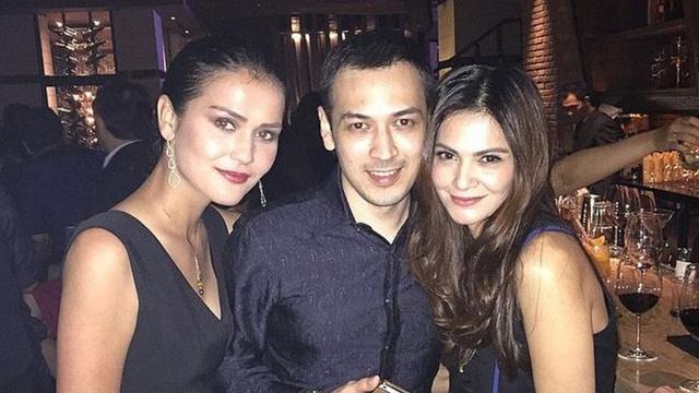 [Bintang] Cut Tari dan Richard Kevin