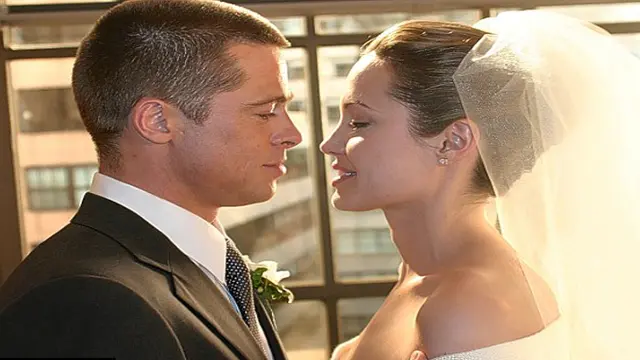 Whazz On: Akhirnya, Angelina Jolie dan Brad Pitt Menikah 