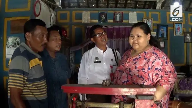 Silvia, gadis penderita obesitas asal Lamongan mengalami penurunan berat badan 25 kg. Hal ini terjadi setelah ia mendapat perawatan dari petugas puskesmas.