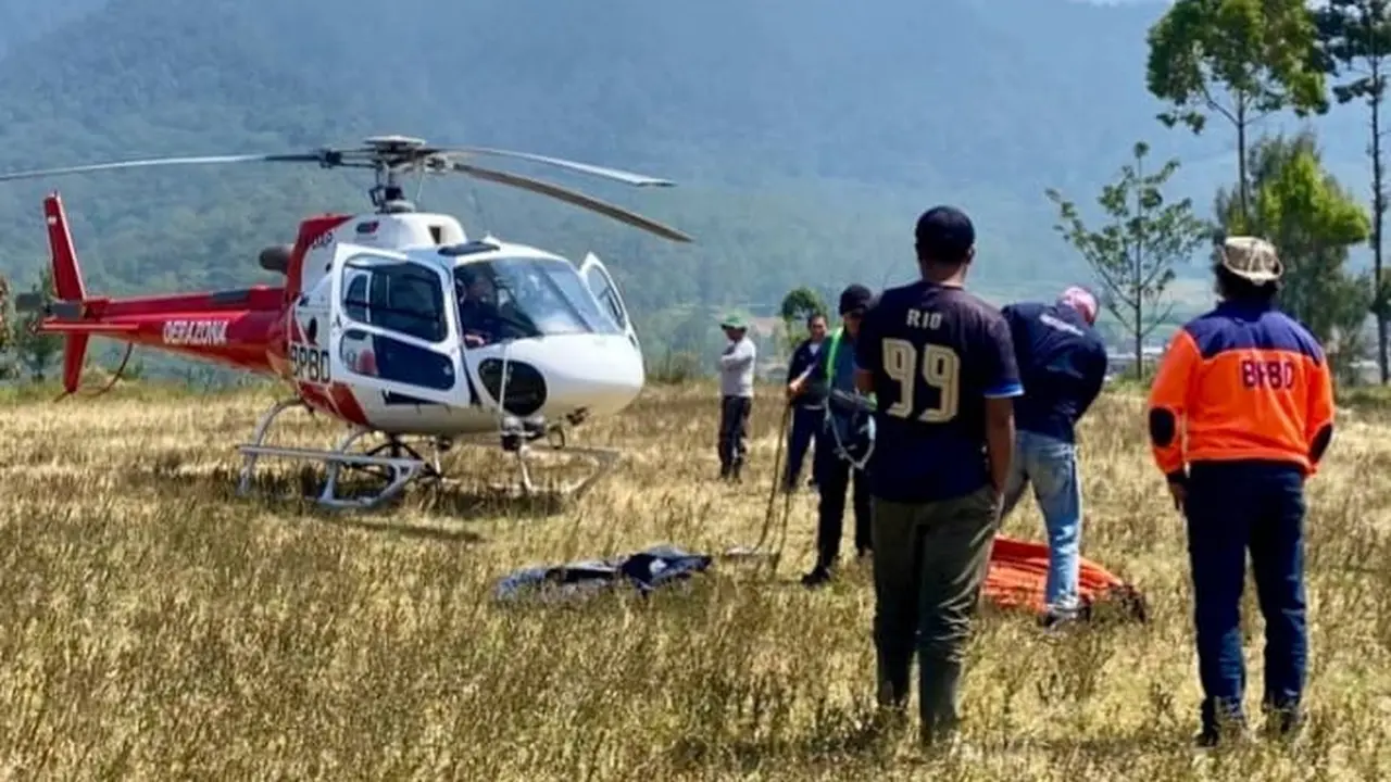 Proses Water Bombing Gunung Arjuno- Welirang Terkendala Faktor Cuaca