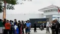 Ratusan tahanan kabur dari Rutan Sialang Bungkuk, Pekanbaru, Riau. (Liputan 6 SCTV)