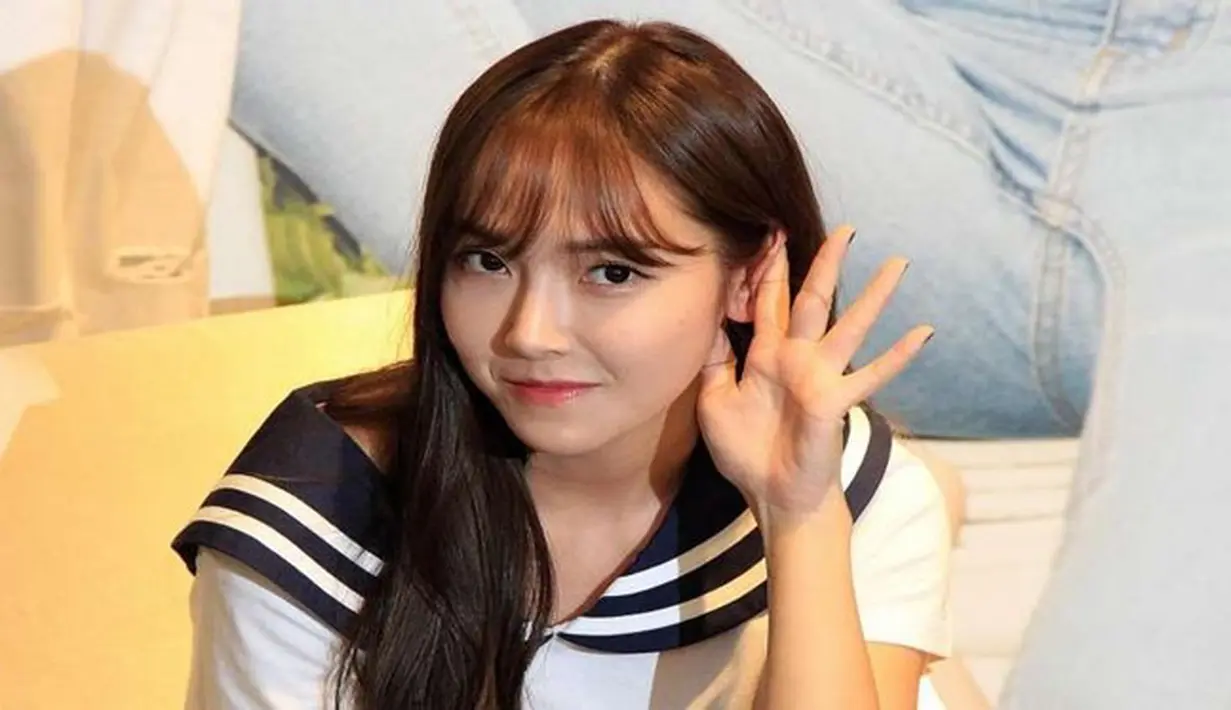 Tak hanya itu, pihak SMEntertainment mengungkapkan Jessica ingin fokus pada bisnis fashionnya, yakni BLANC&ECLARE. (Koreaboo/Bintang.com)