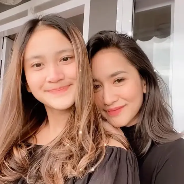 Sempat Putuskan Berhijab, Ini 6 Potret Terbaru Risma Nilawati Mantan Istri Ferry Maryadi