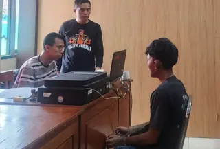 Pria bertato curi uang Rp 50 juta dari minimarket