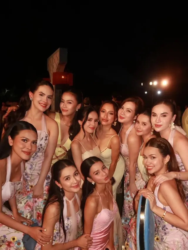 Pesona Para Bridesmaid Syifa Hadju di Resepsi Bali, Nuansa Floral yang Romantis dan Segar