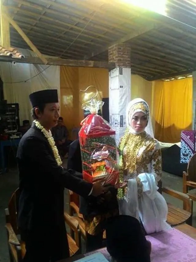 7 Potret Mahar Nikah Paling Kocak, Bikin Senyum yang Lihat