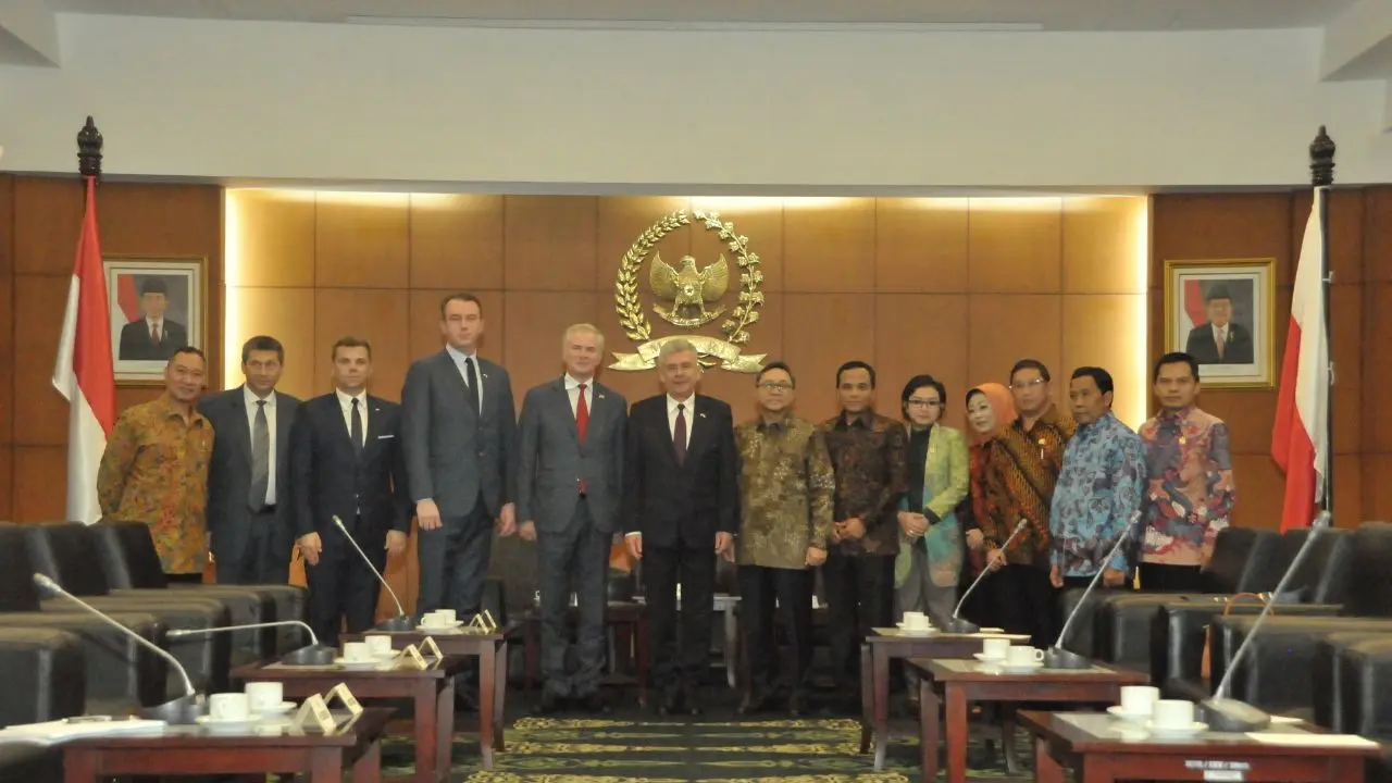 Ketua MPR Banggakan Toleransi Indonesia Pada Ketua Senat Polandia
