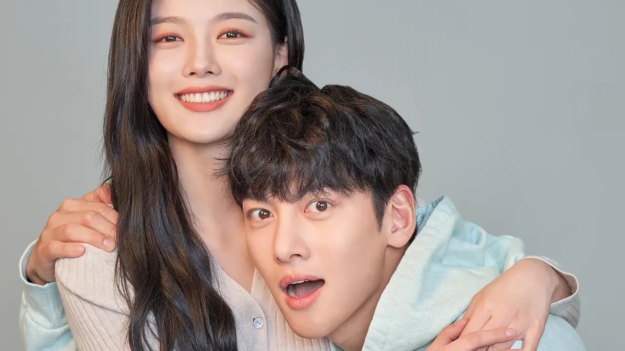 Ji Chang Wook dan Kim Yoo Jung (Foto: ONE)