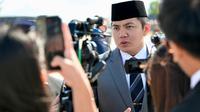 Sekretaris Kabinet (Seskab) Teddy Indra Wijaya di Bandar Udara Orly Paris, Prancis, Selasa (15/7/2025). (Foto: Biro Pers Sekretariat Presiden).